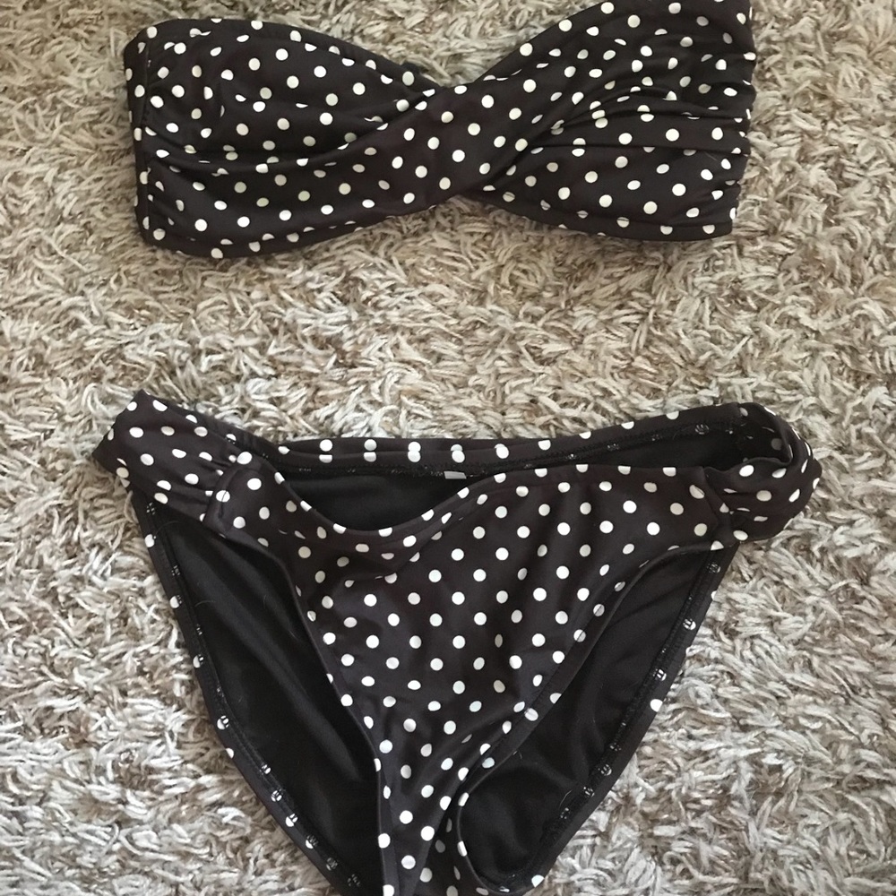 Brown and white polka dot bikini!